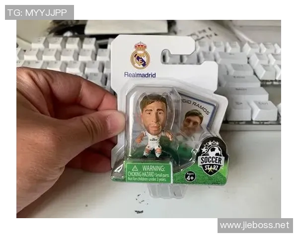 足球明星手工黏土制作教程让你轻松打造个性化球星模型的创意指南