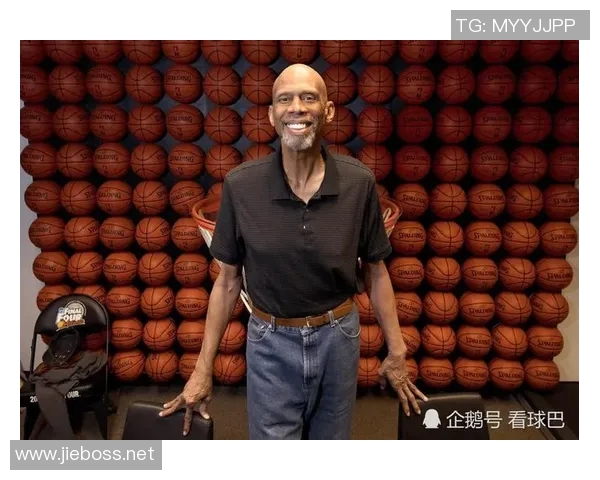 从天勾到篮坛之巅贾巴尔篮球技能的全面解析与影响