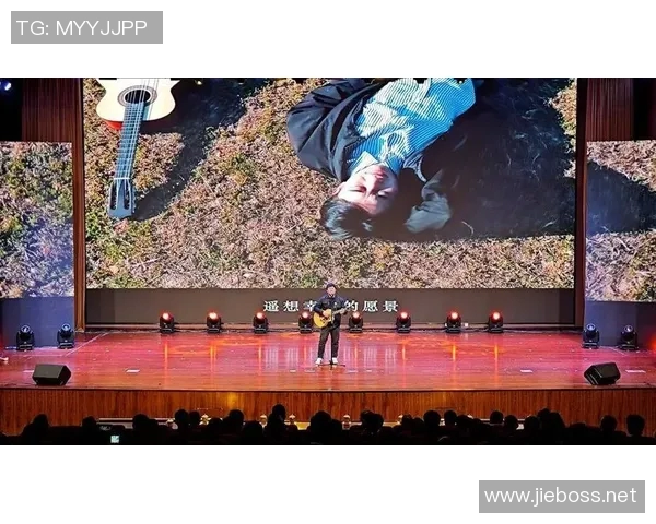 足球明星齐聚送祝福精彩VCR传递温暖与力量